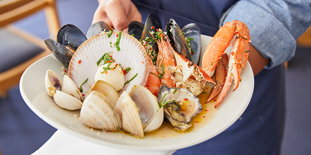 Warm shellfish at Bannisters by the Sea